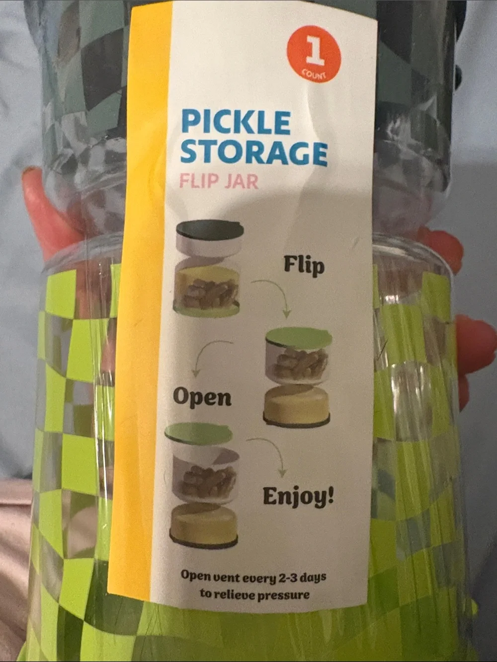 Flip-Top Pickle Storage Jar — Green Check Pattern